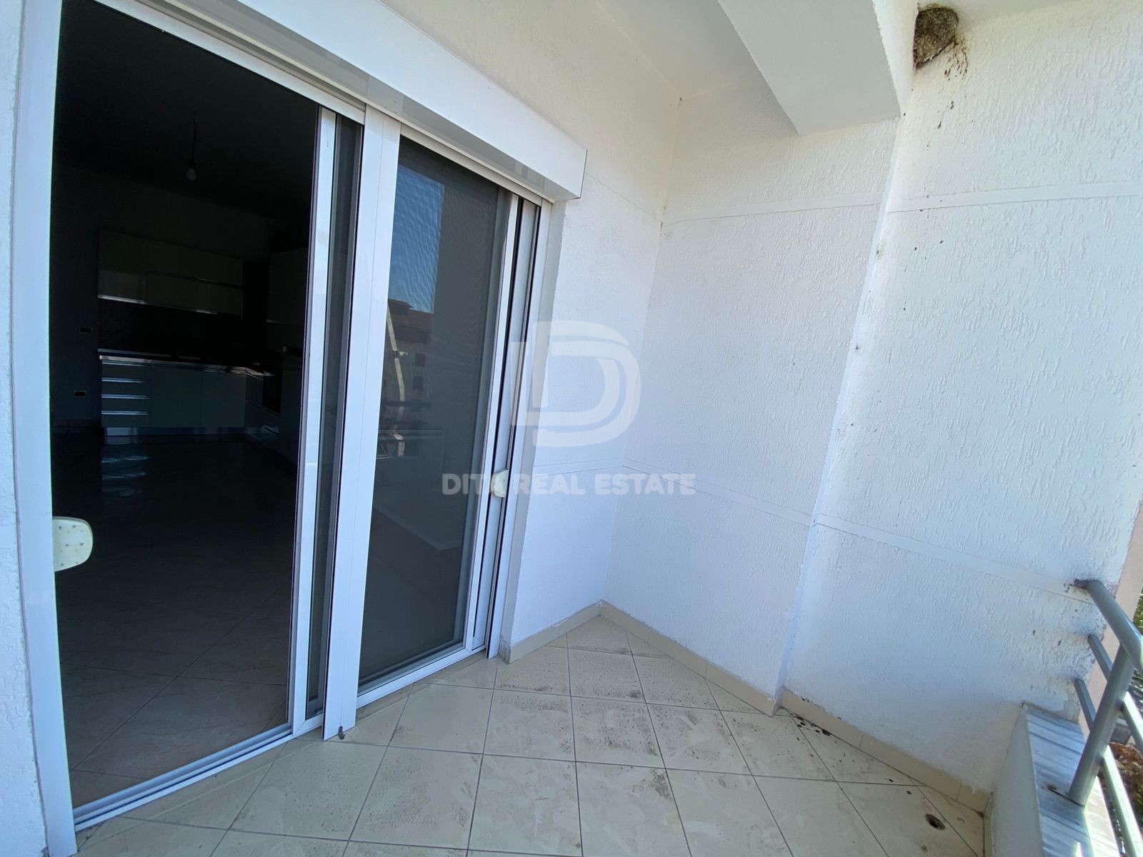 SHITET APARTAMENT 2+1+2 ILIRIA PLAZH DURRES 120.000 EURO