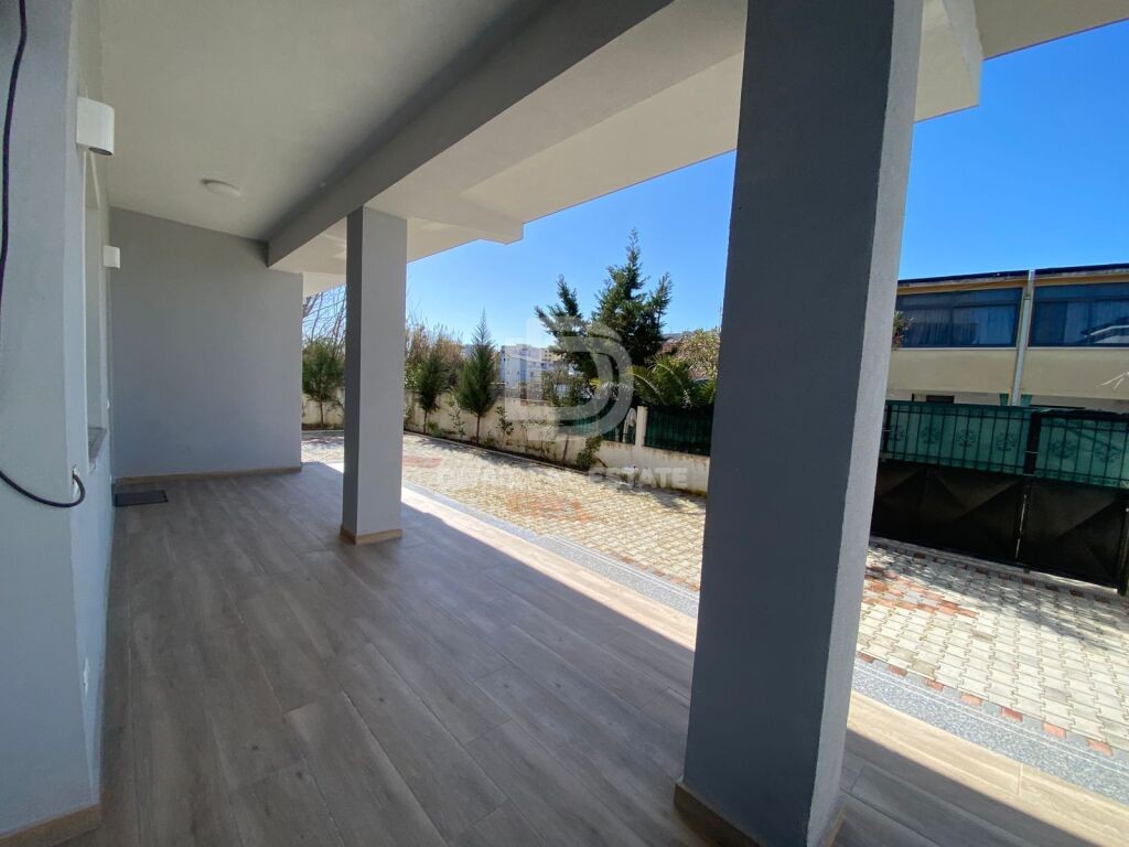 KAZION SHITET VILE E INVESTUAR NE HEKURUDHA PLAZH DURRES 290000 EURO