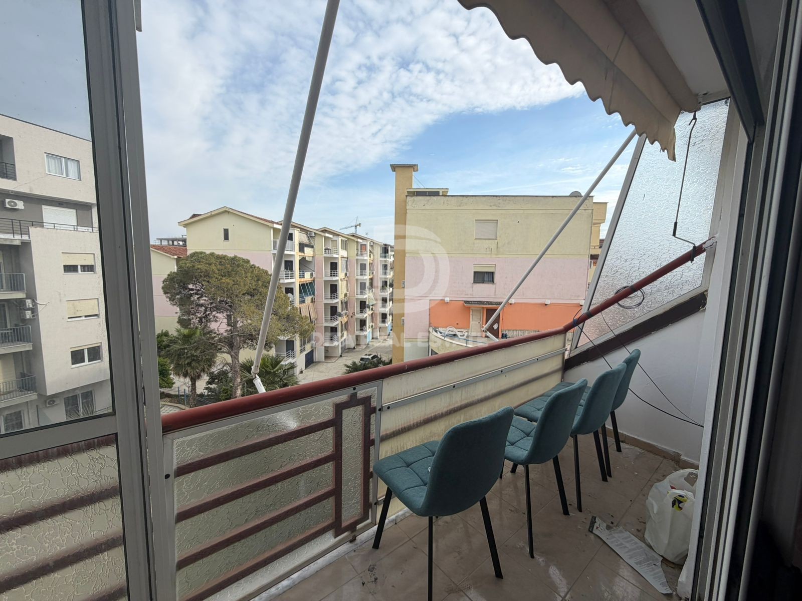 Shitet Apartament 1+1, 82m² ne Golem, Durres 115.000 Euro
