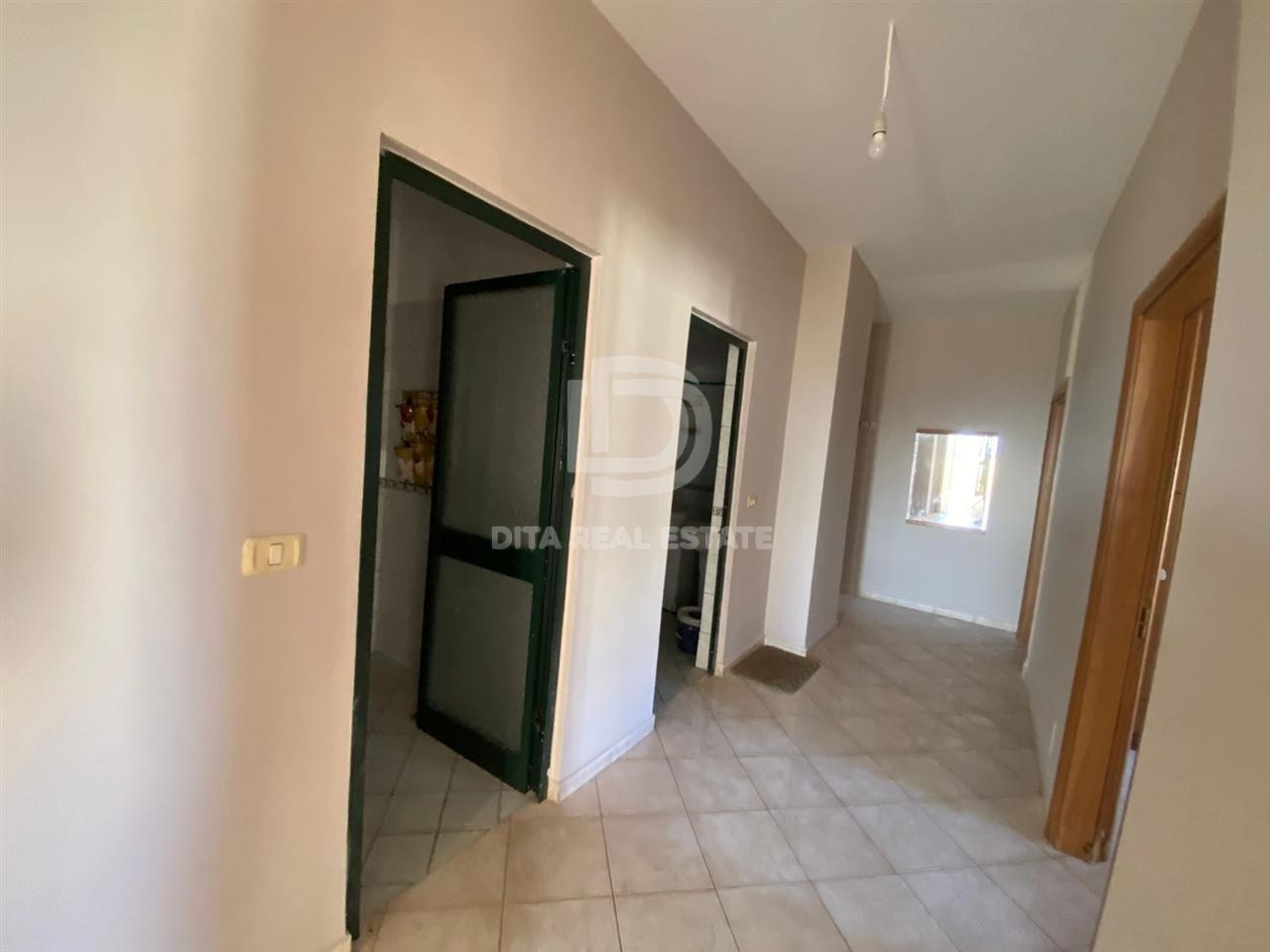 SHITET APARTAMENT 3+1+2 PAMJE DETI, RROTA KUQE PLAZH 160.000