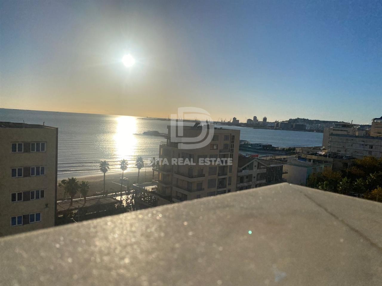 SHITET APARTAMENT 3+1+2 PAMJE DETI, RROTA KUQE PLAZH 160.000