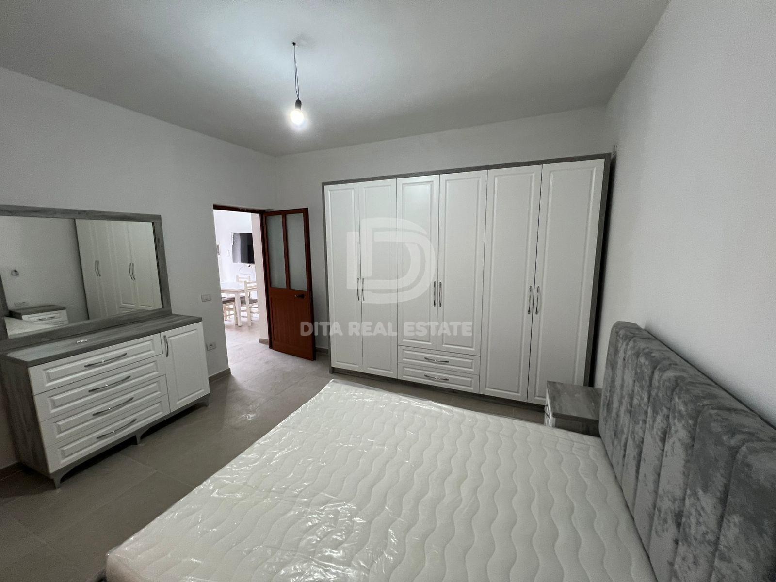 QIRA KATI PARE I NJE VILE 1+1 NE PLEPA PLAZH DURRES 300 EURO
