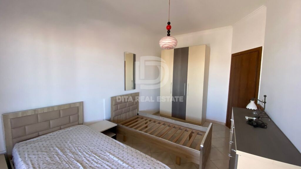 SHITET APARTAMENT 2+1+2+ VERANDE ILIRIA PLAZH DURRES 125000 Euro