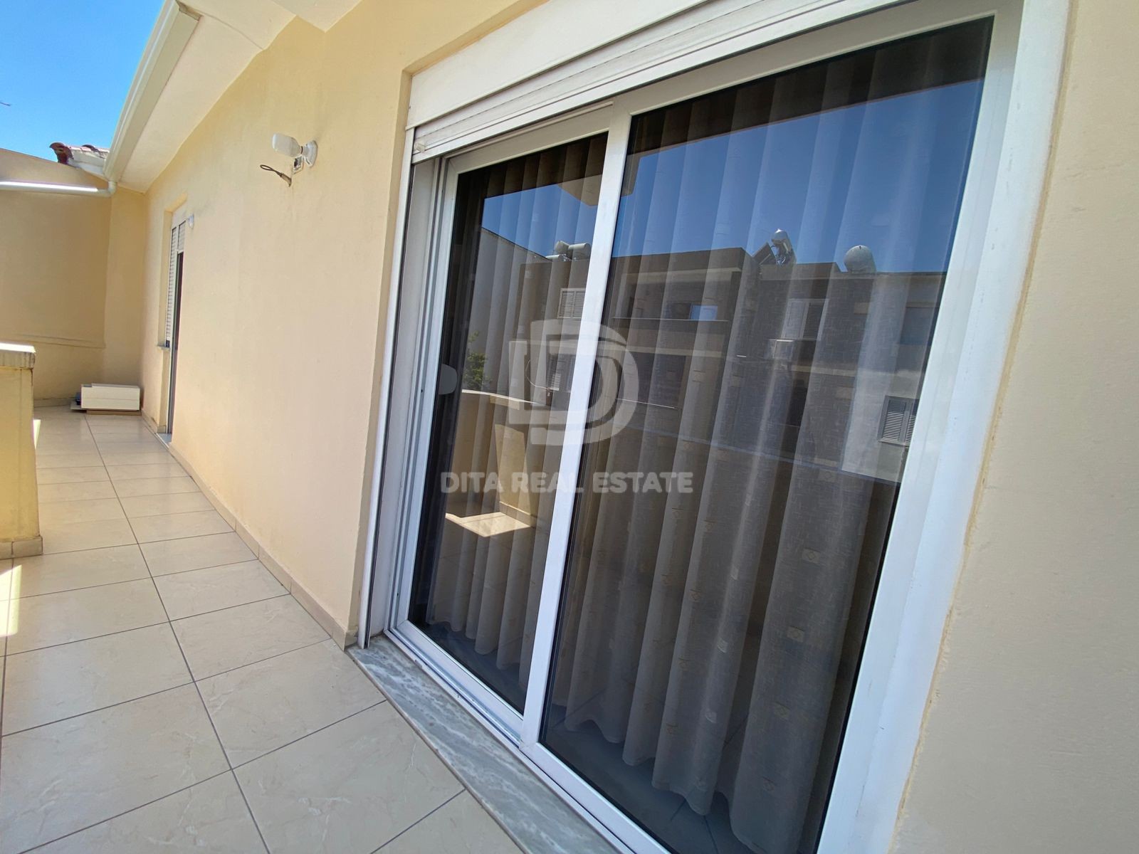 QIRA APARTAMENT 2+1+2 MARKATA DURRES 400 EURO/MUAJ