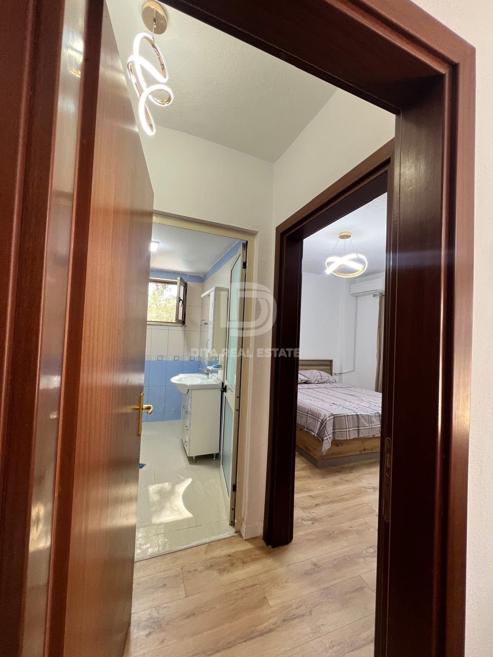 SHITET APARTAMENT 1+1, GOLEM KOMPLEKSI ALBA-ADRIATIK 98000 EURO