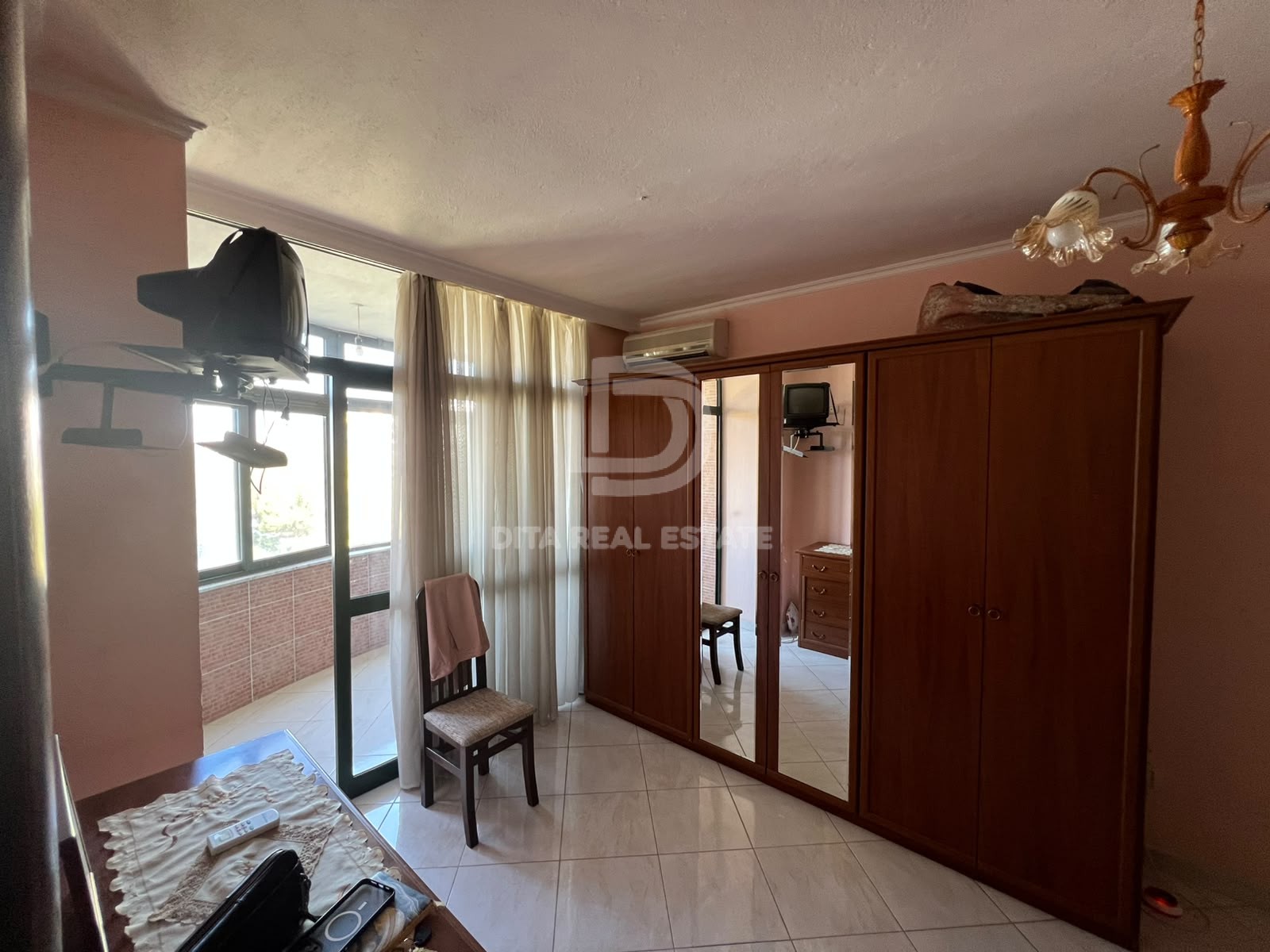 SHITET APARTAMENT 1+1 FLORIDA PLAZH DURRES 70 m2 950,000 EURO