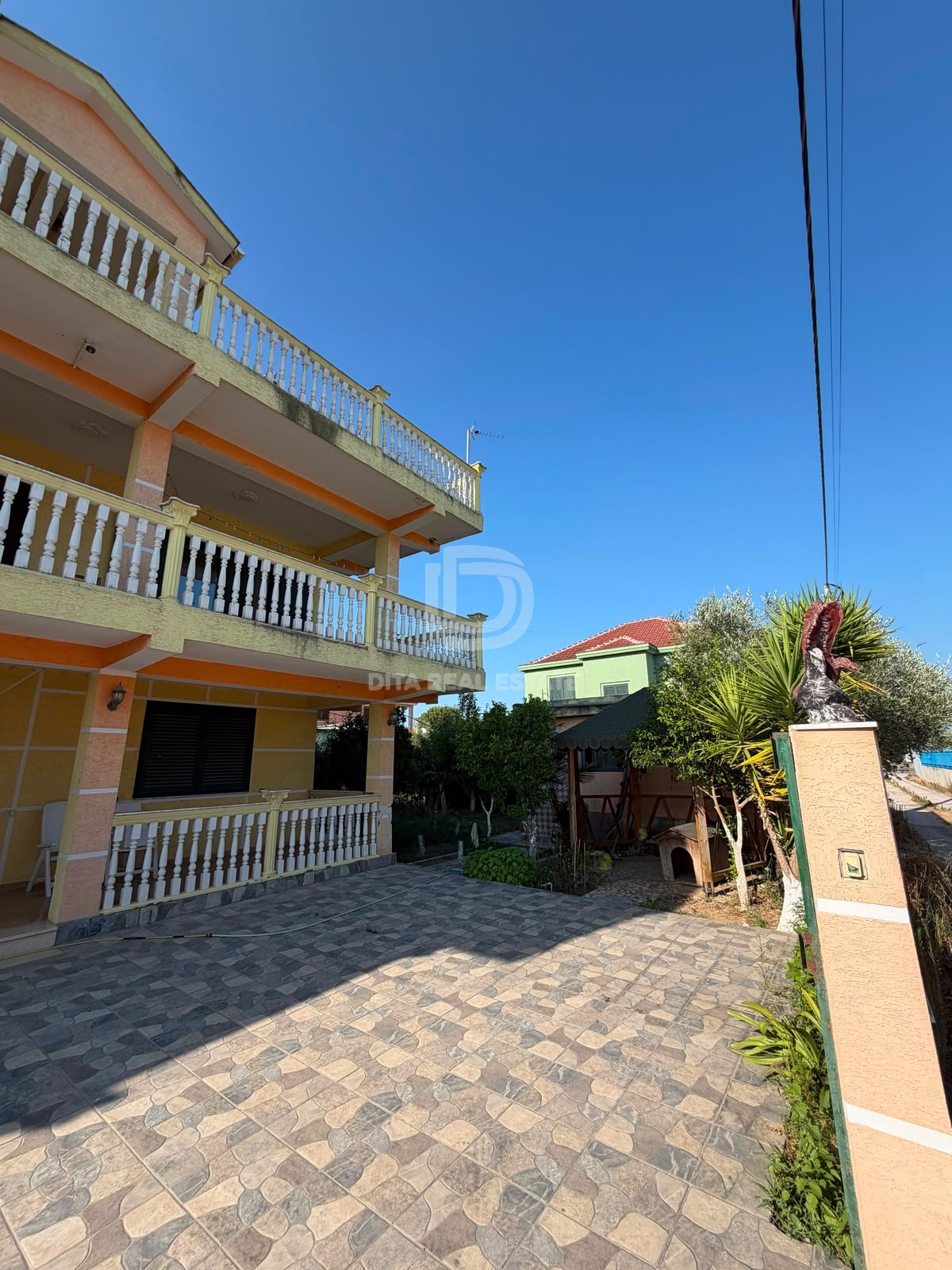 Durres 210,000€ Vilë 3-Kateshe në Shitje - Xhafzotaj, Durres 210.000 €
