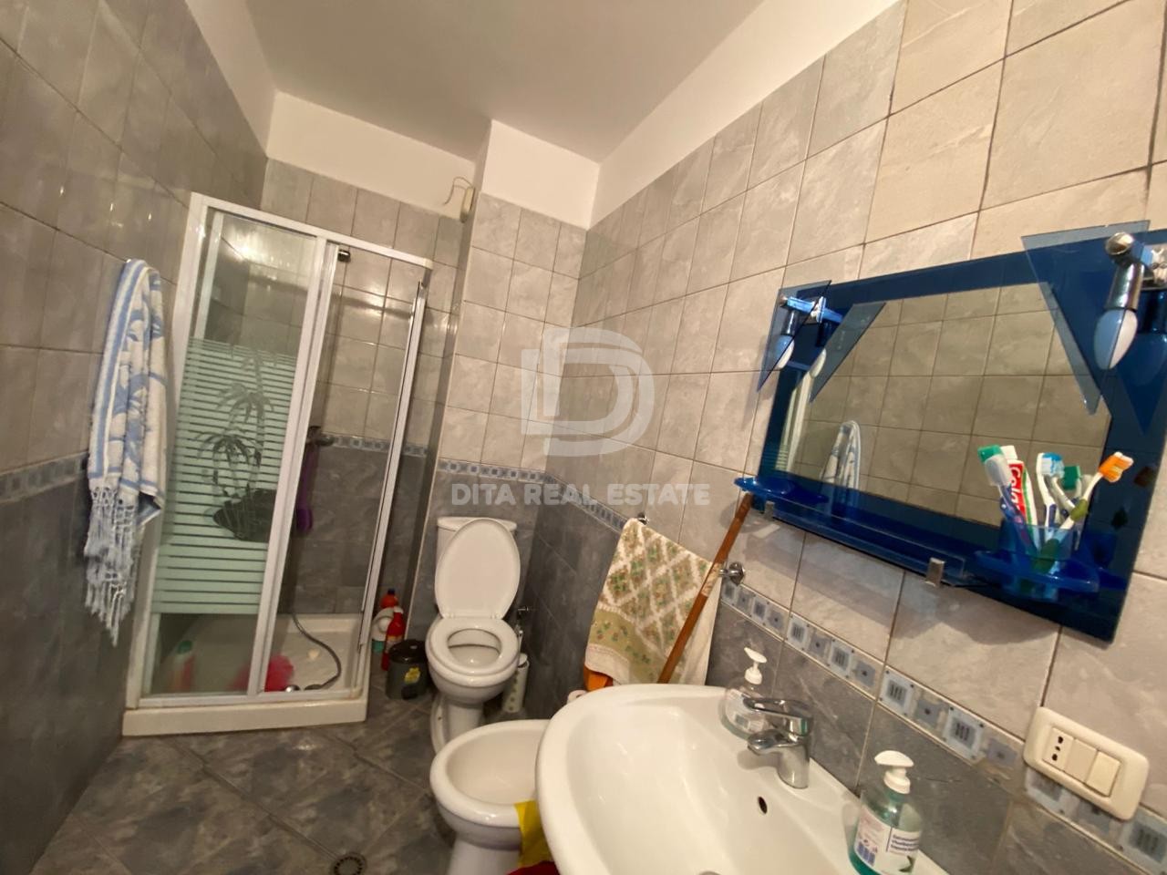 JEPET ME QIRA APARATMENT 2+1 ILIRIA PLAZH DURRES 400 EURO