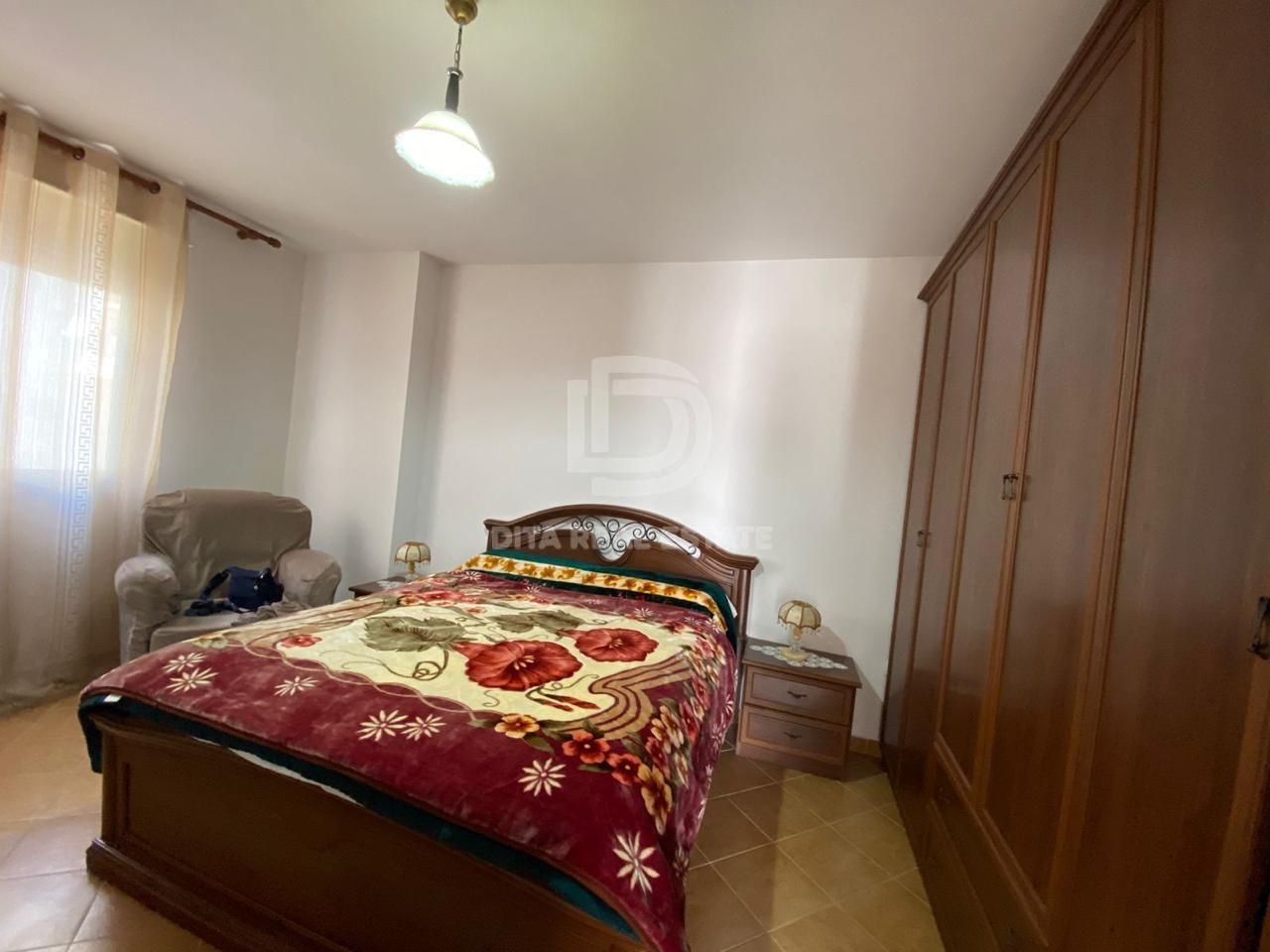 JEPET ME QIRA APARATMENT 2+1 ILIRIA PLAZH DURRES 400 EURO