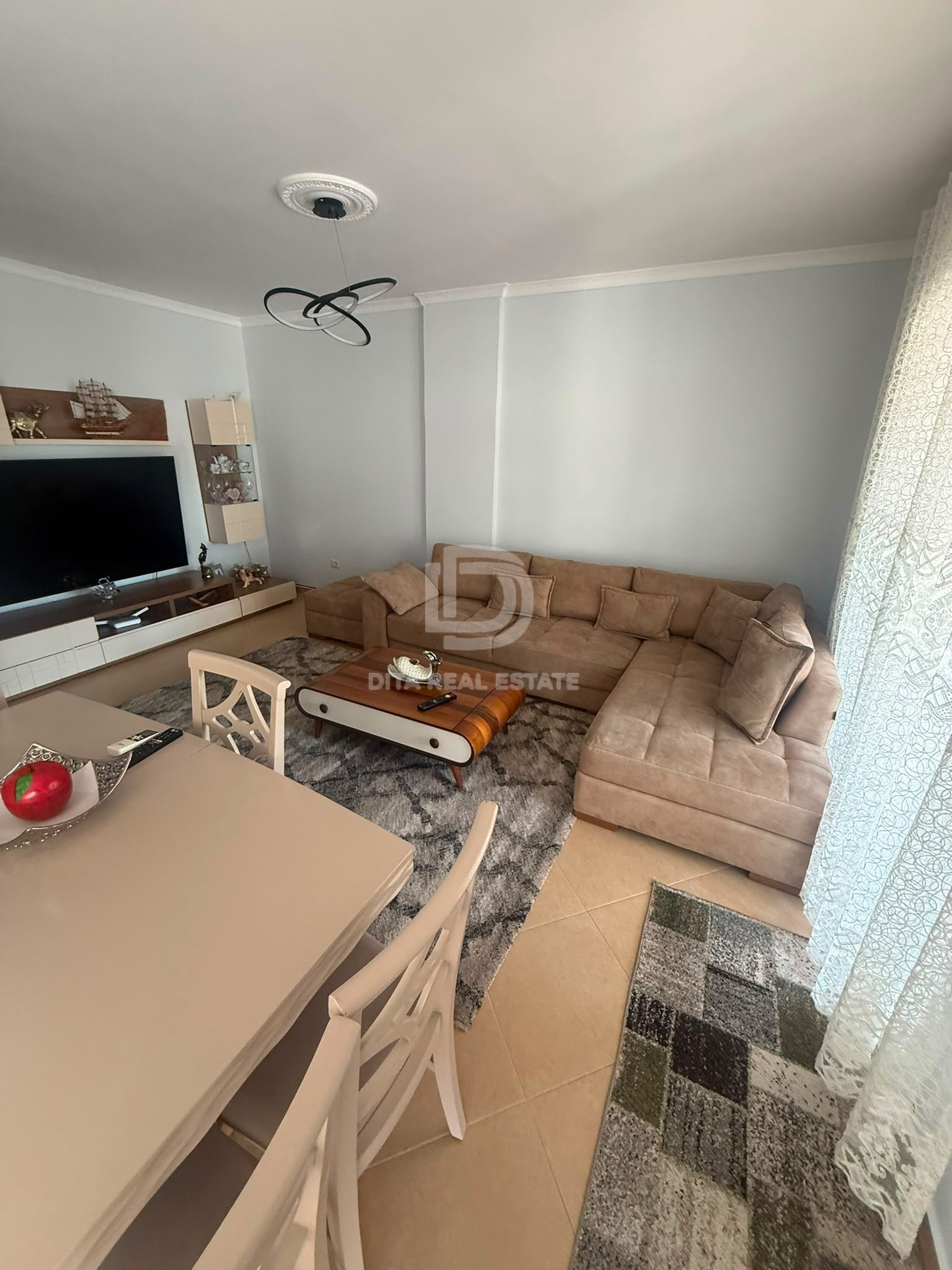 QIRA APARTAMENR 1+1 FLORIDA PLAZH DURRES 500 EURO