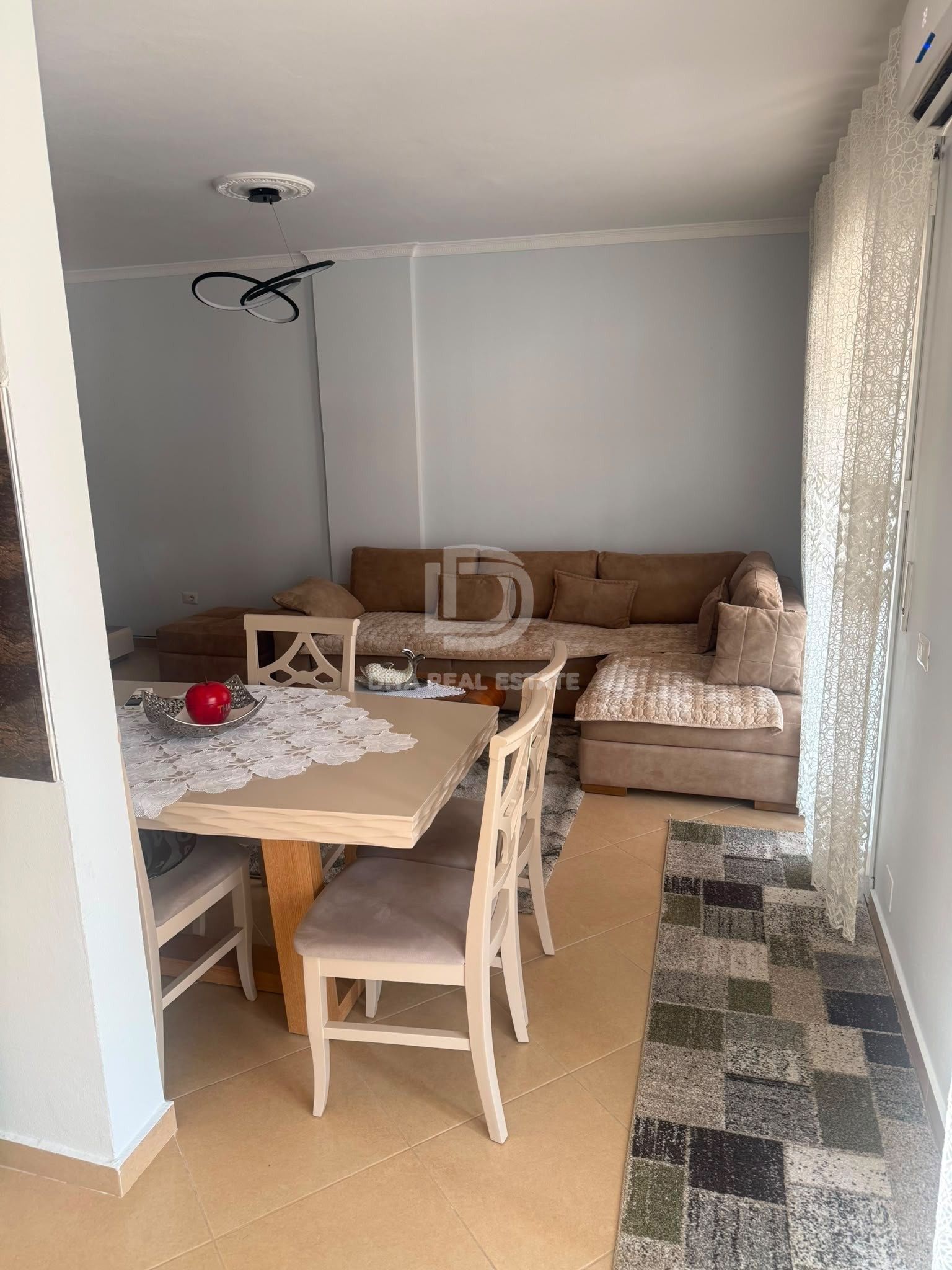 QIRA APARTAMENR 1+1 FLORIDA PLAZH DURRES 500 EURO