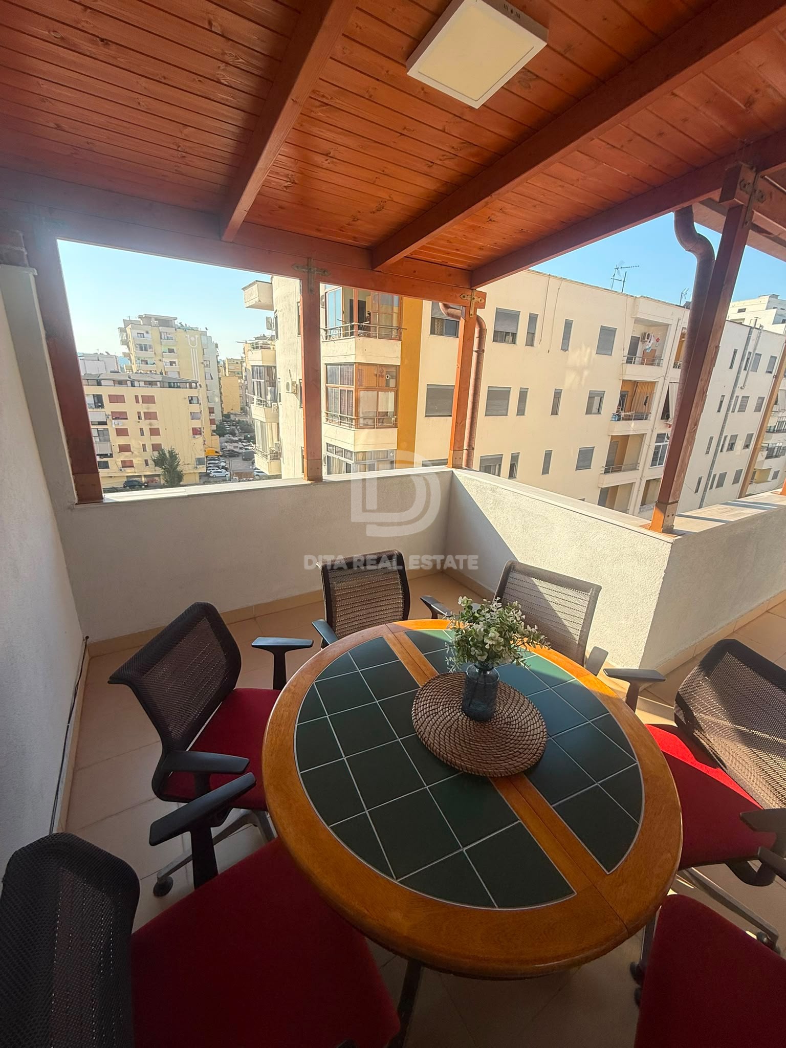 QIRA APARTAMENR 1+1 FLORIDA PLAZH DURRES 500 EURO