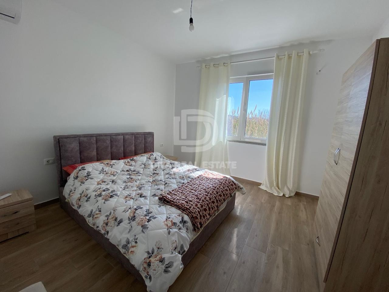 KAZION SHITET VILE E INVESTUAR NE HEKURUDHA PLAZH DURRES 290000 EURO